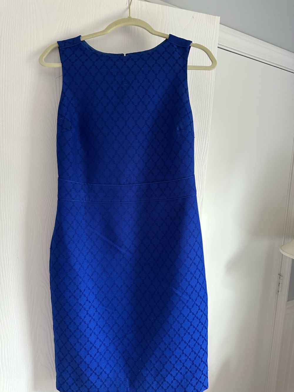 The Limited Sleeveless Midi Sheath Dress in Royal Blue